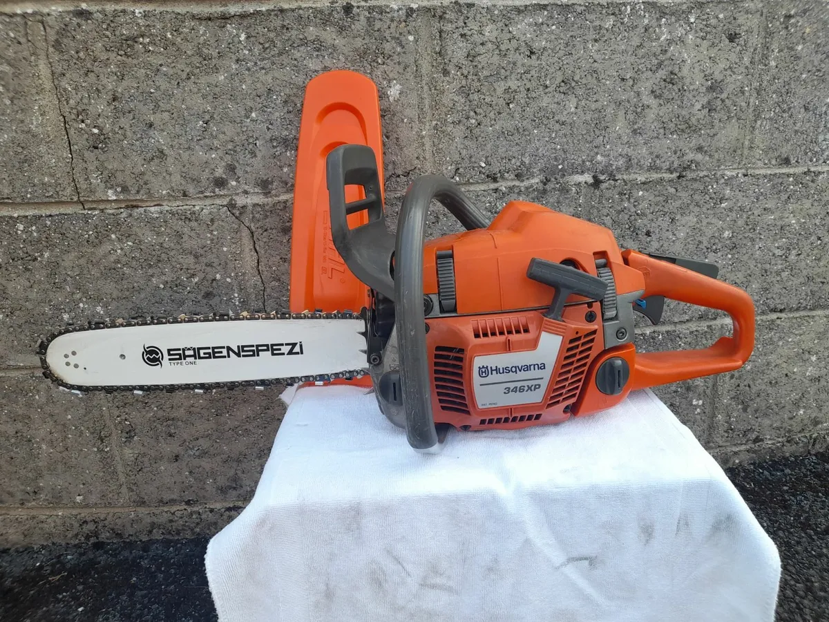 selling chainsaw - Image 1