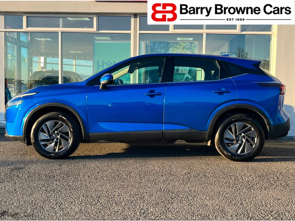 Nissan Qashqai QQ 1.3 HYB SV MY2 4DR - Image 4