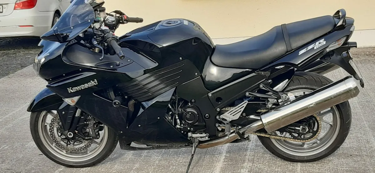 Kawasaki ZZR1400 - Image 2
