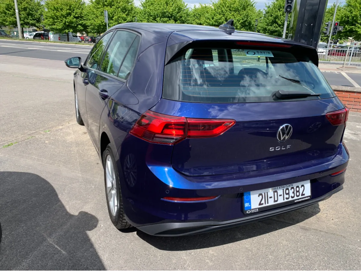 Volkswagen Golf L 2.0 TDI MANUAL 6SPEED FWD 115HP - Image 3