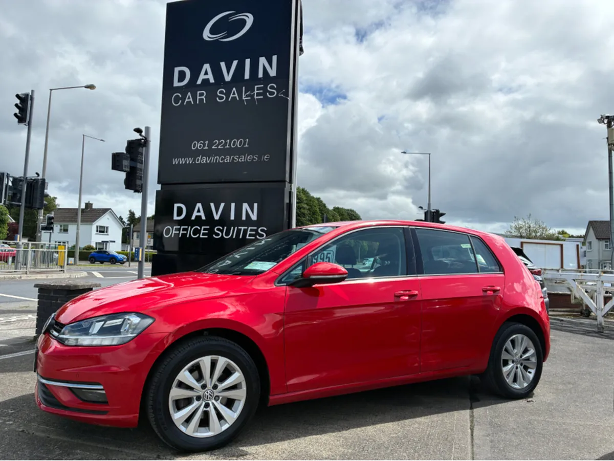 Volkswagen Golf COMFORTLINE 1.6 TDI MANUAL 5SPEED - Image 1