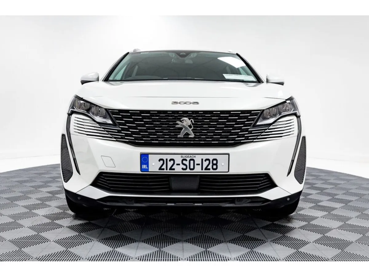 Peugeot 3008 Allure 1.5 Diesel 130HP - Image 3