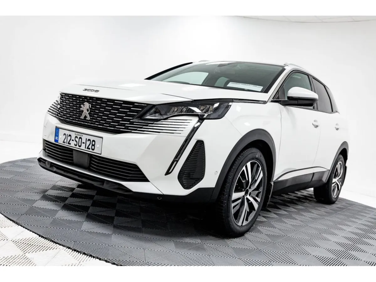 Peugeot 3008 Allure 1.5 Diesel 130HP - Image 4