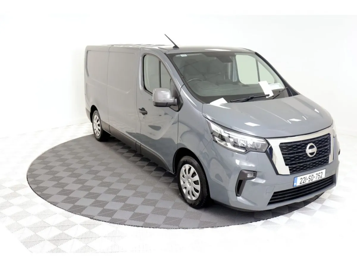 Nissan Primastar SV Long 2.0 Diesel 130HP €23300 i - Image 1