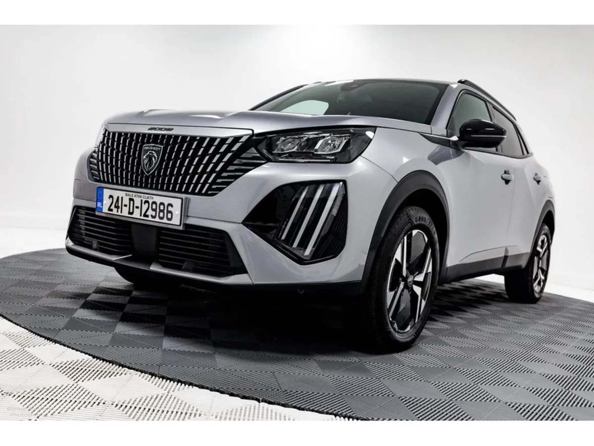 Peugeot 2008 Allure 1.2 Petrol 130HP - Image 3