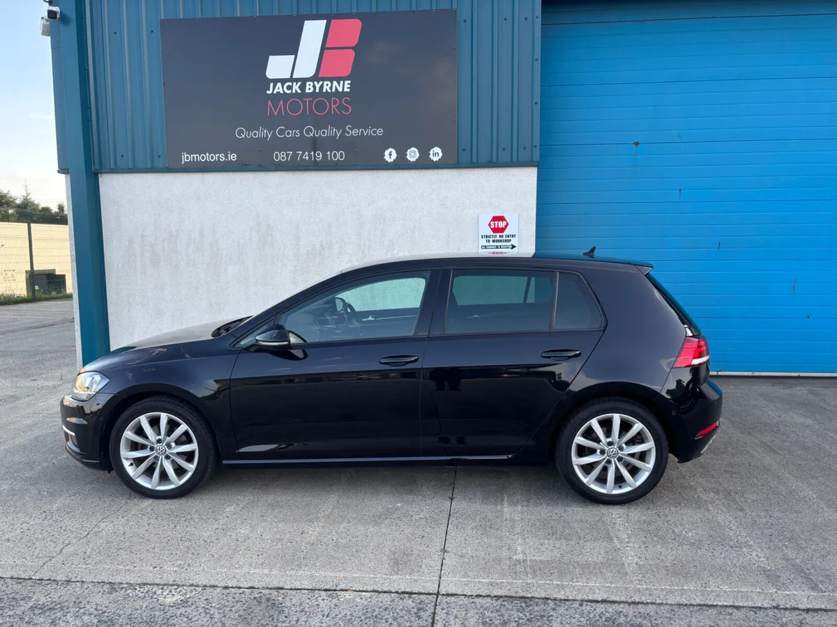 Volkswagen Golf HIGHLINE 2.0 TDI - Image 4