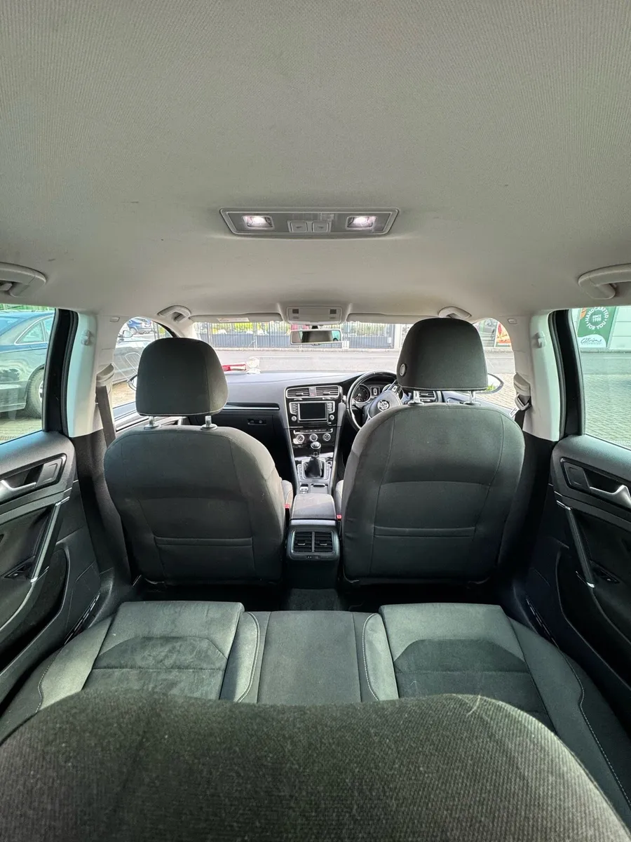 Car - Image 4