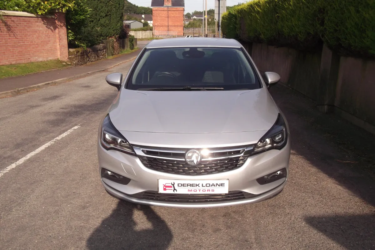 Vauxhall Astra 2019 - Image 2