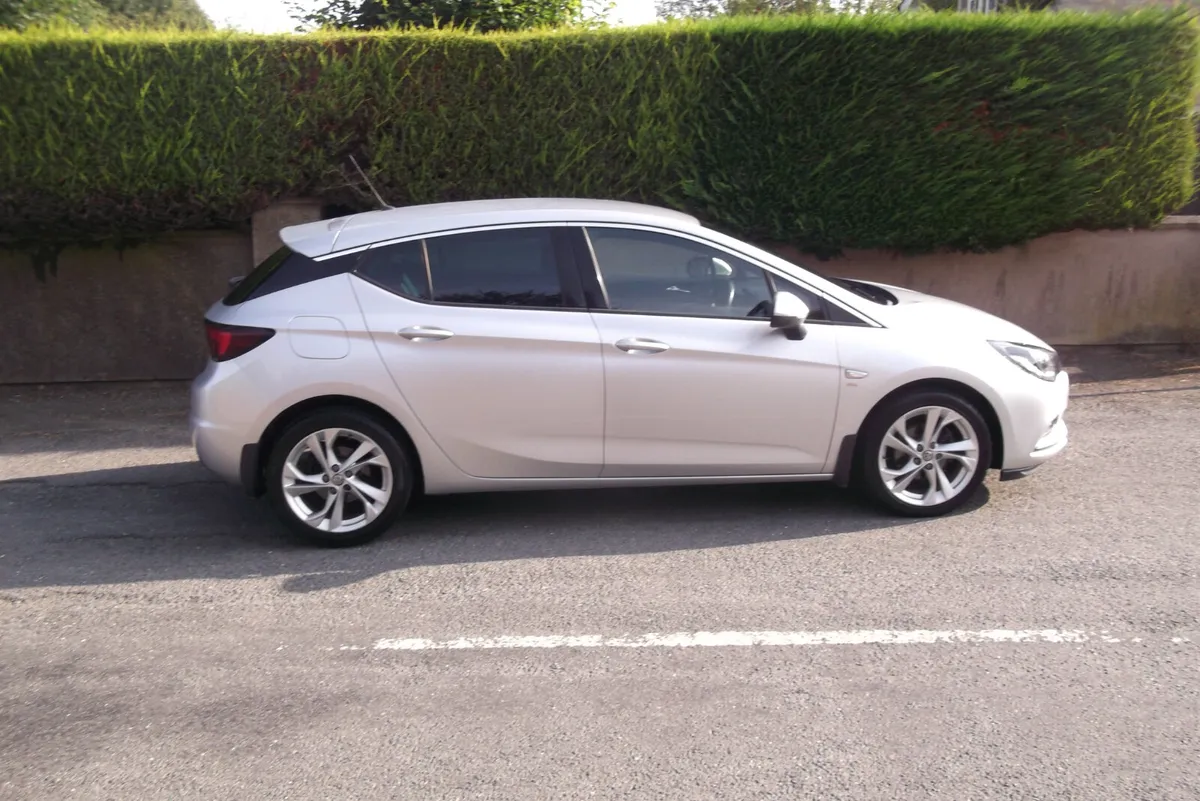 Vauxhall Astra 2019 - Image 3