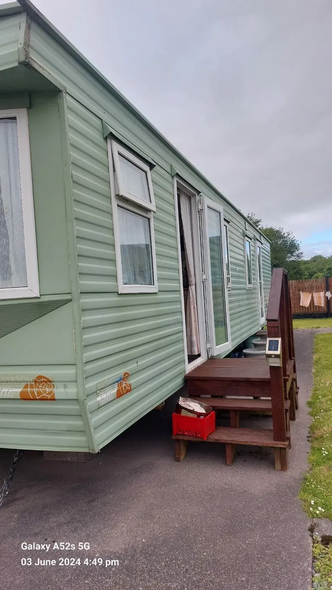 Mobile home - Image 1