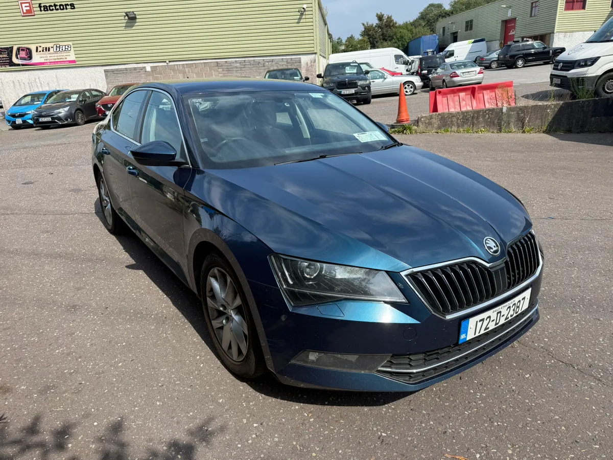 Skoda superb - Image 1