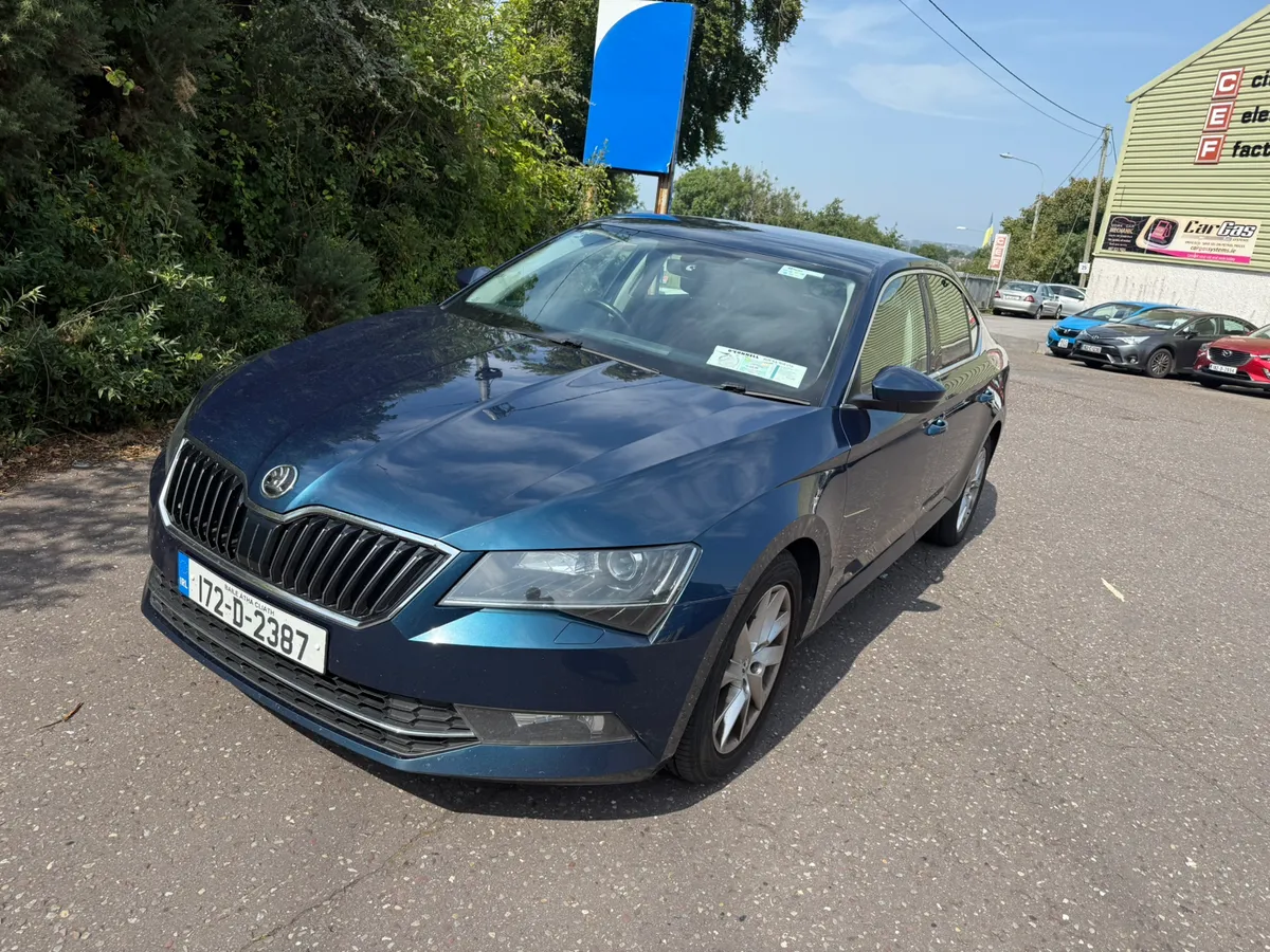 Skoda superb - Image 2