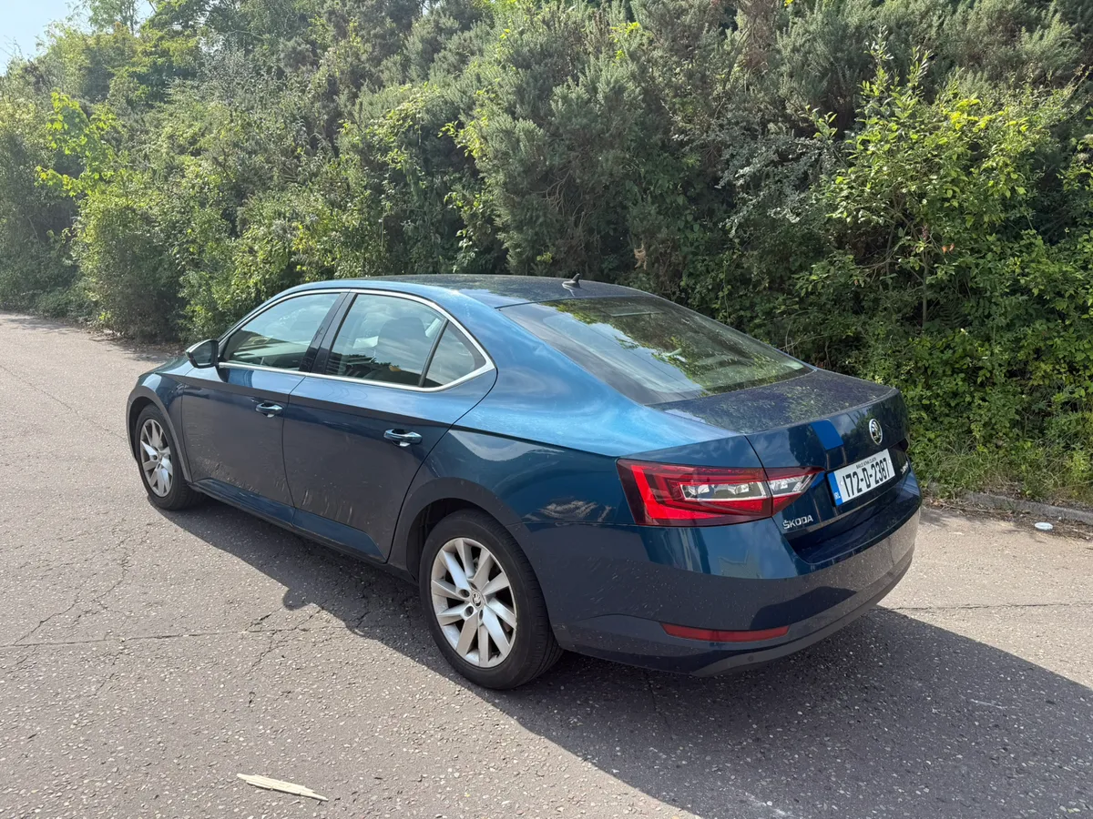 Skoda superb - Image 4