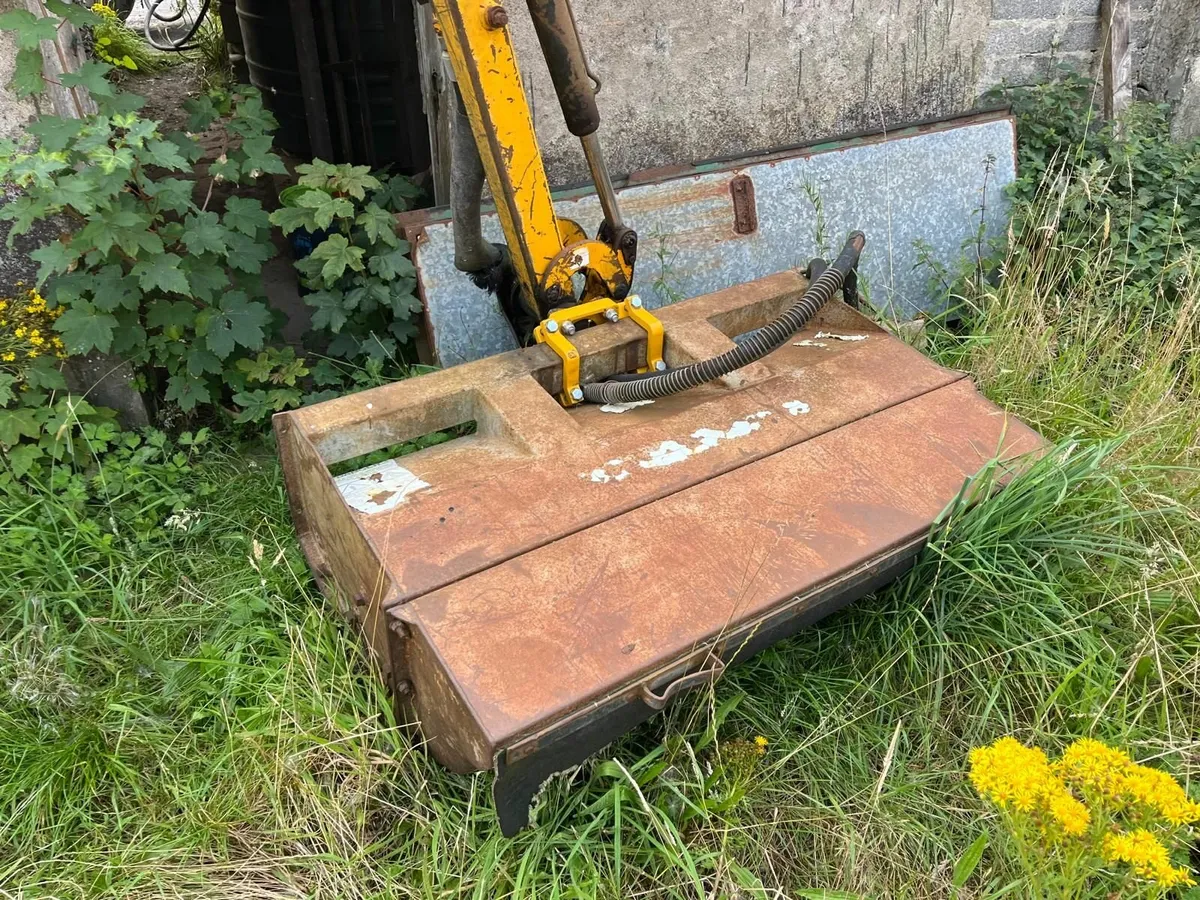 McConnel Hedgecutter - Image 3