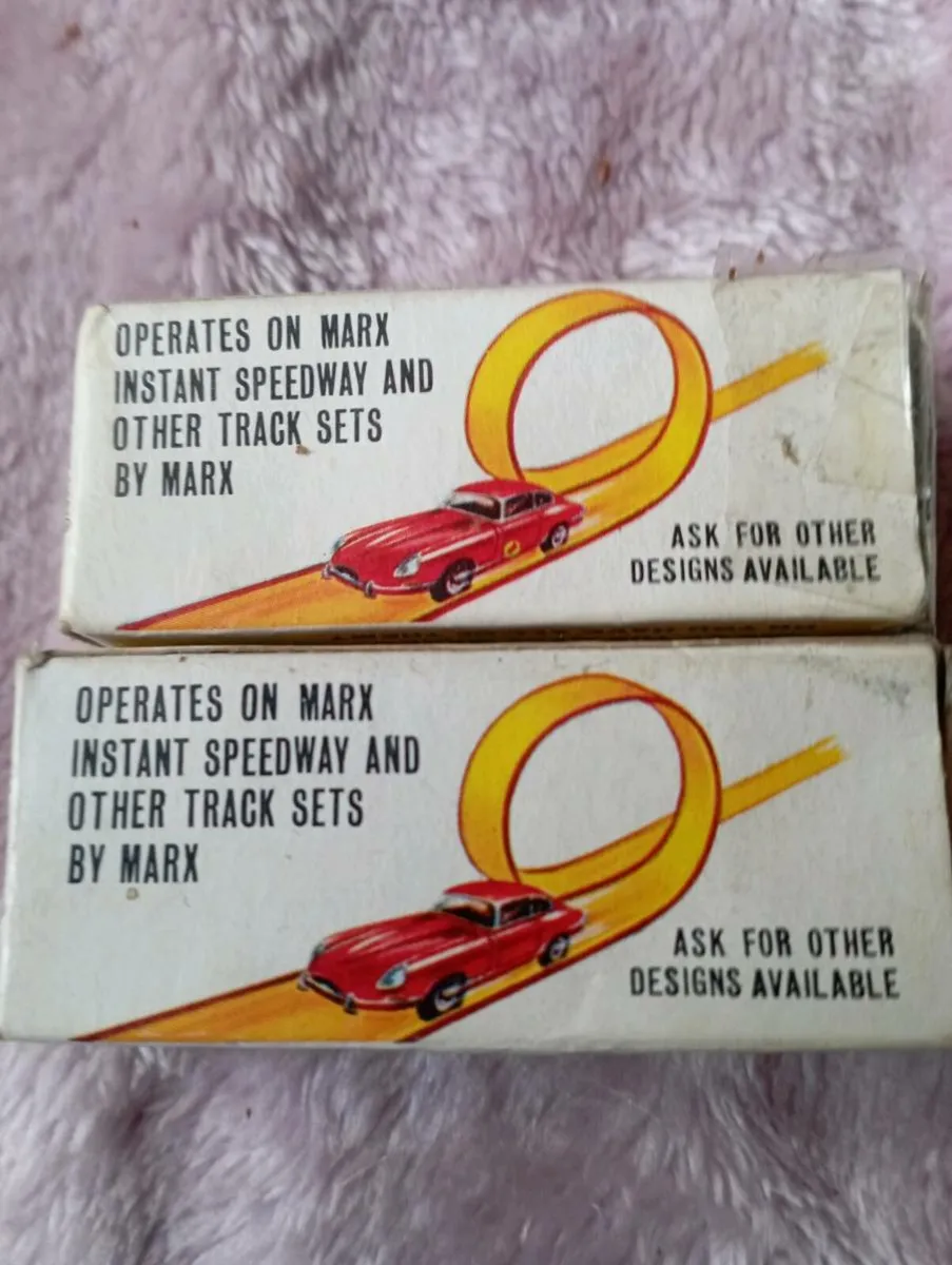 AMERICAN MINIATURE BULLDOG  DIE -CAST MODLES CARS. - Image 2