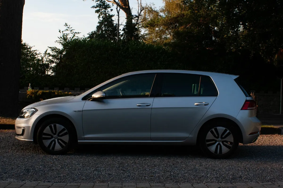 Volkswagen Golf 2020 - Image 2
