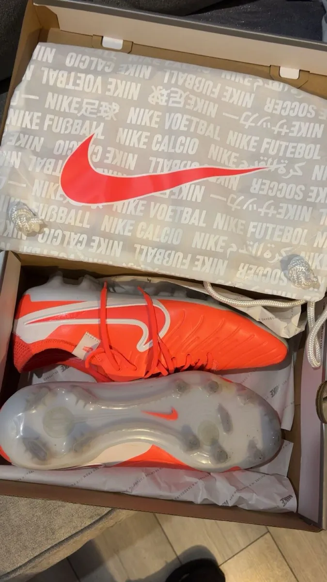 Nike tiempo legends 10 elite UK 11 - Image 3