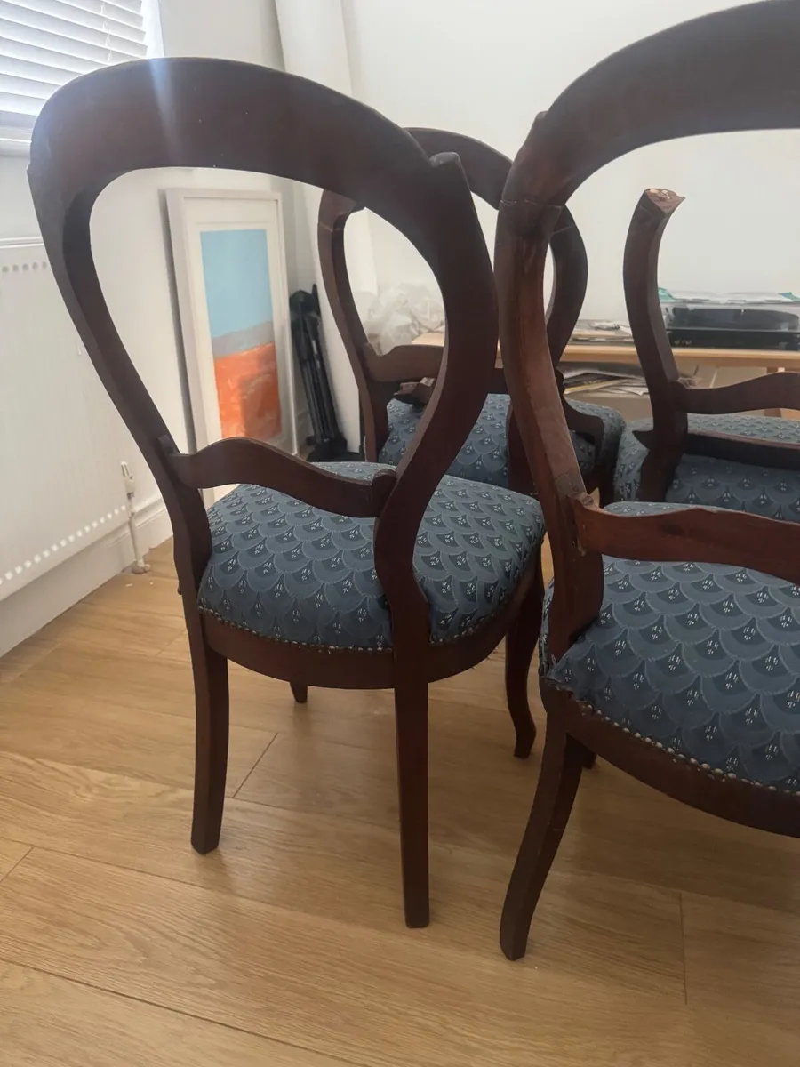 Set of 6 Antique chairs - Image 1