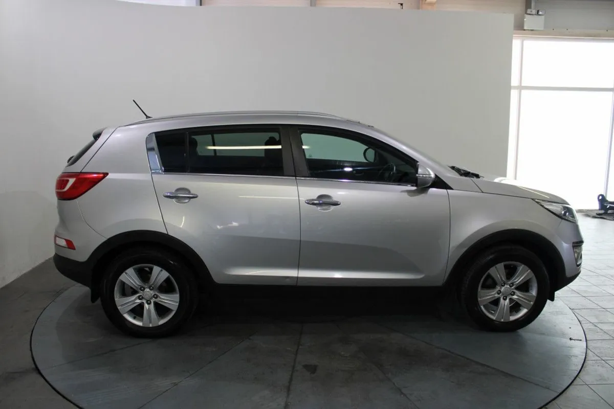 Kia Sportage 1.7 D EXS 4DR - Image 3