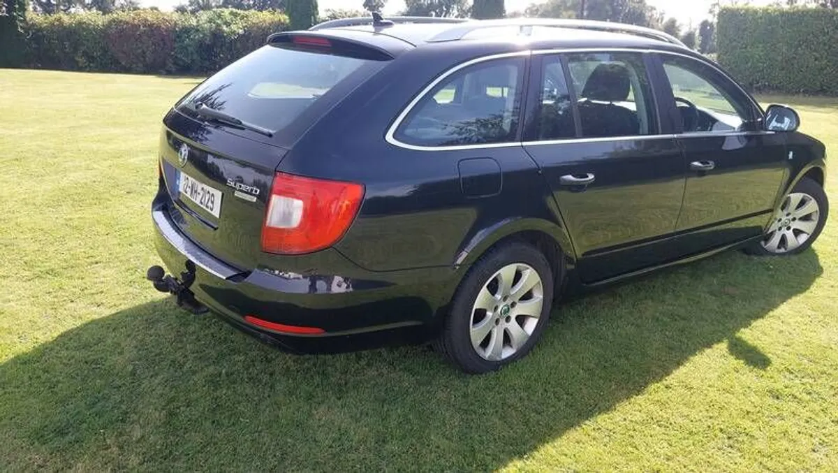 2012 Skoda Superb - Image 3