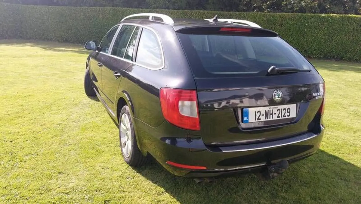 2012 Skoda Superb - Image 4