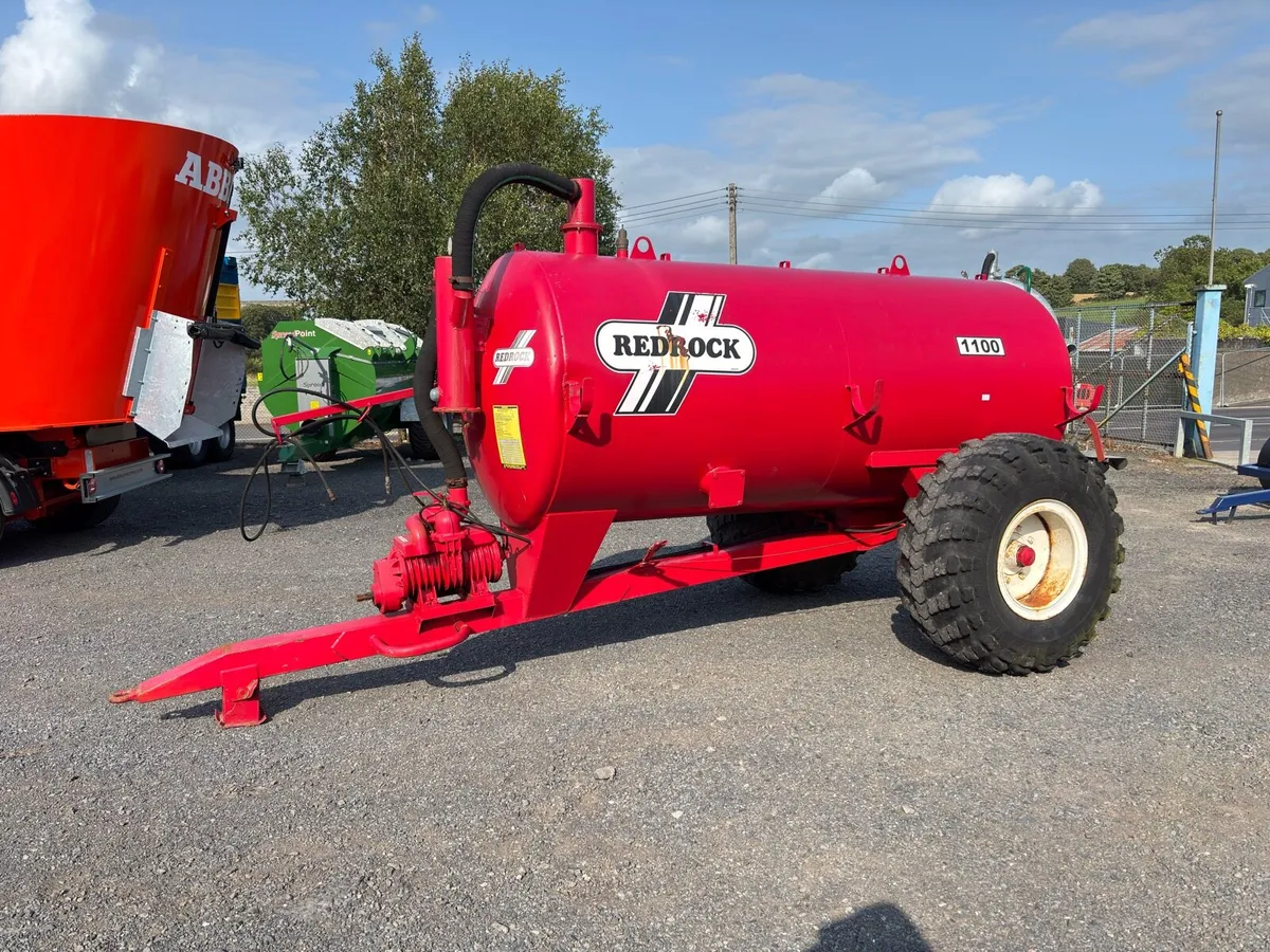 Redrock 1100 slurry tanker - Image 1