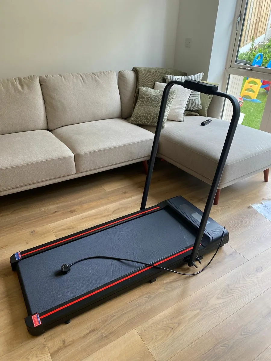 Folding Treadmill 10km/h - Image 1