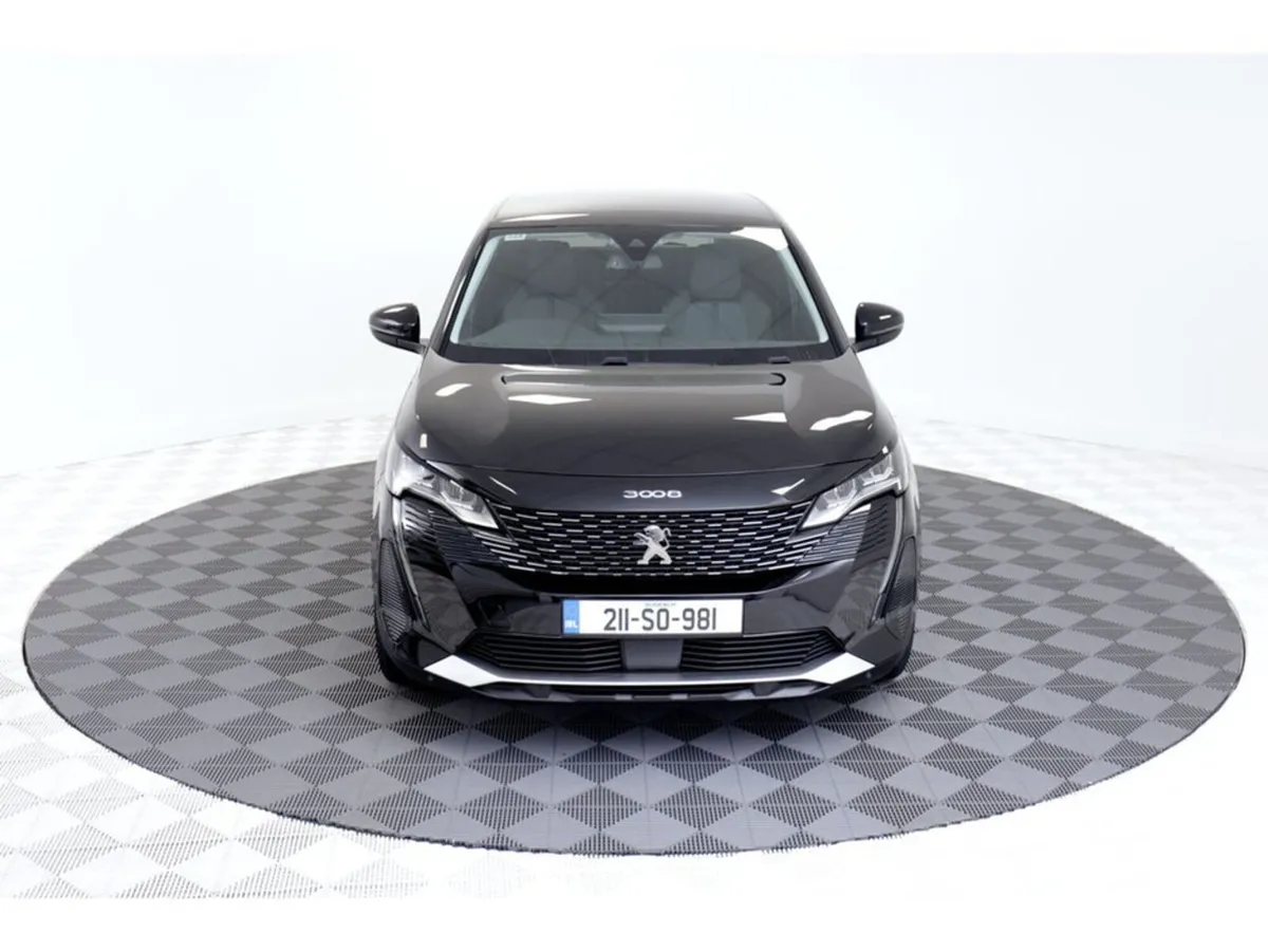 Peugeot 3008 *AUTO * Allure 1.5 Diesel 130HP - Image 3