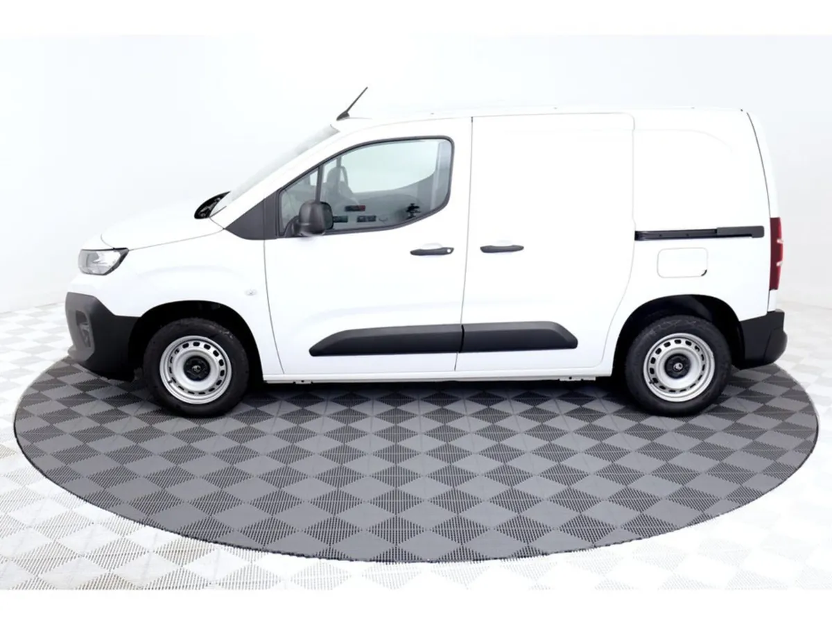 Citroen Berlingo LX PLUS MWB 1.5 Diesel 100HP 650k - Image 4