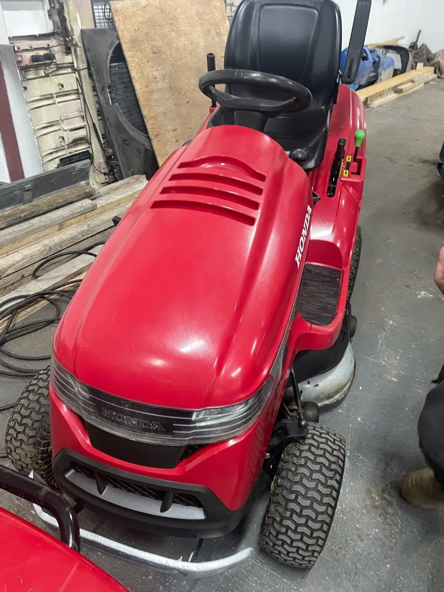 Lawnmowers - Image 1