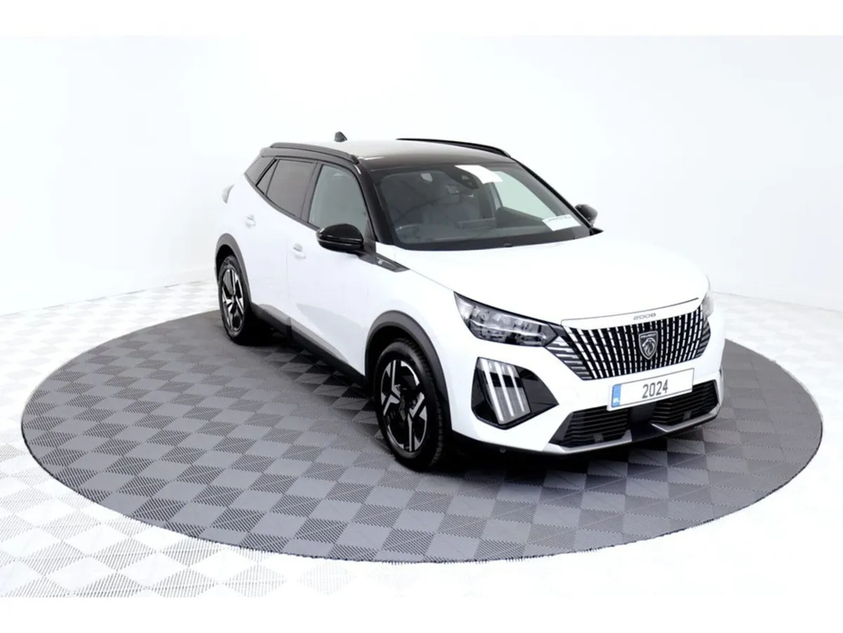 Peugeot 2008 E-GT 50kWh 136HP - Image 1