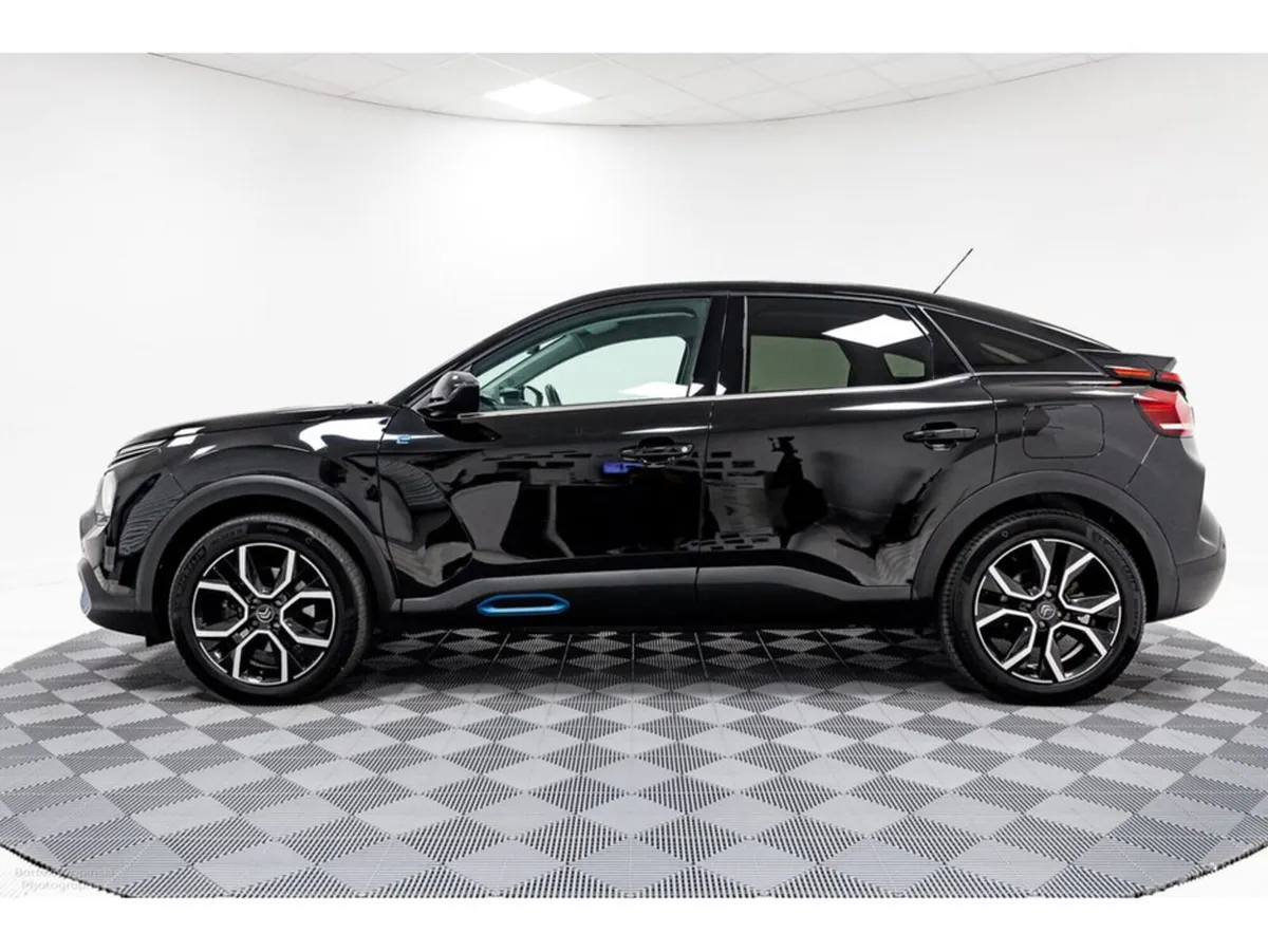 Citroen C4 SHINE PLUS 50kWh 136HP - Image 4
