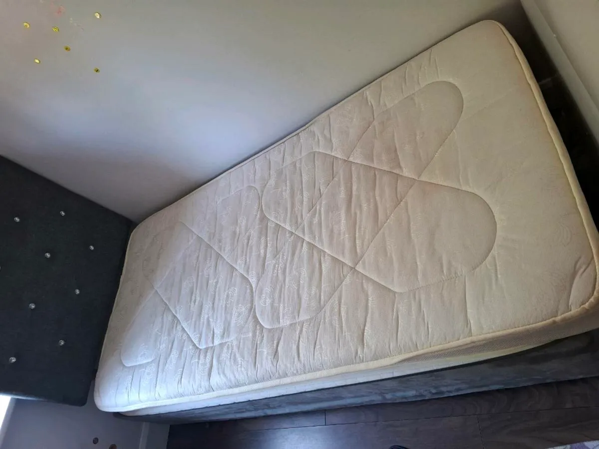Single bed Diamond head board (charcoal grey) - Image 2