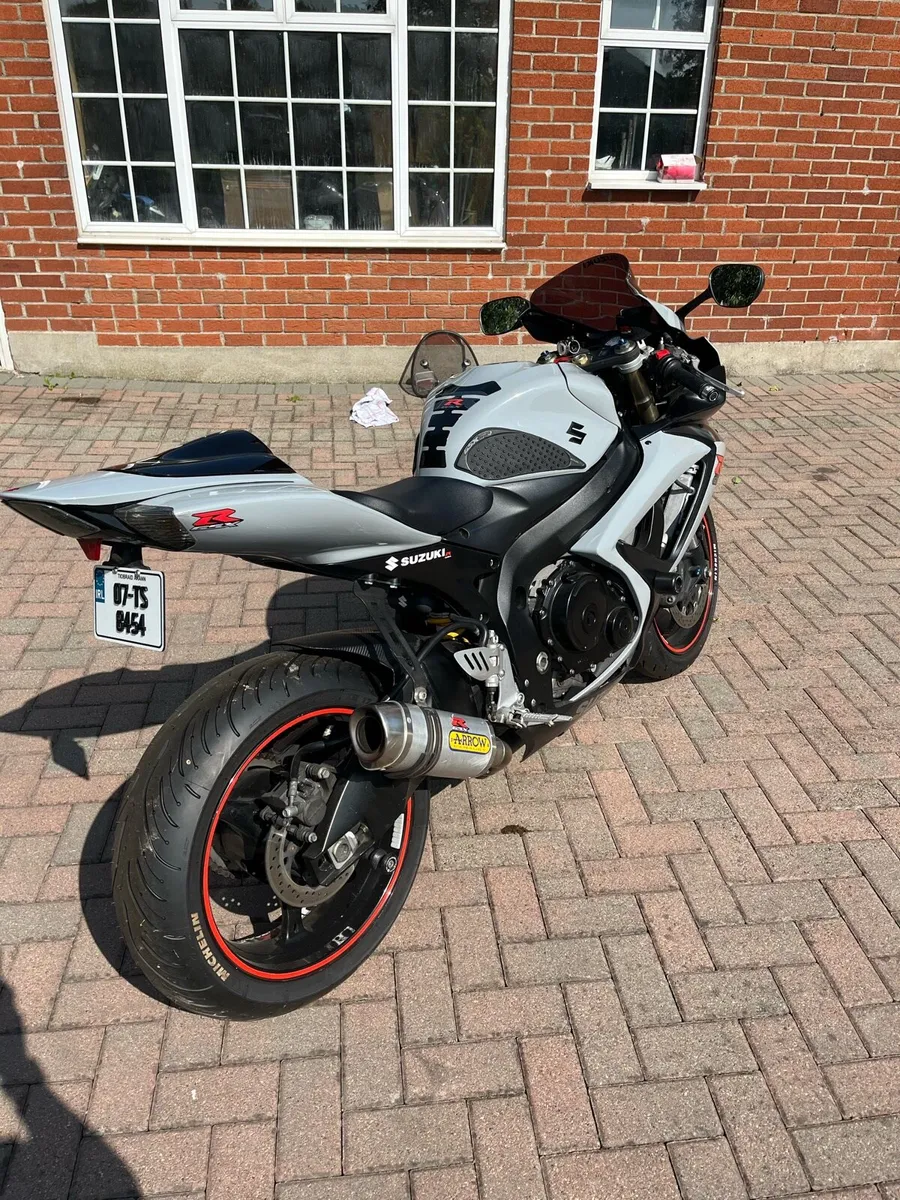 Gsxr 600 K7 - Image 3