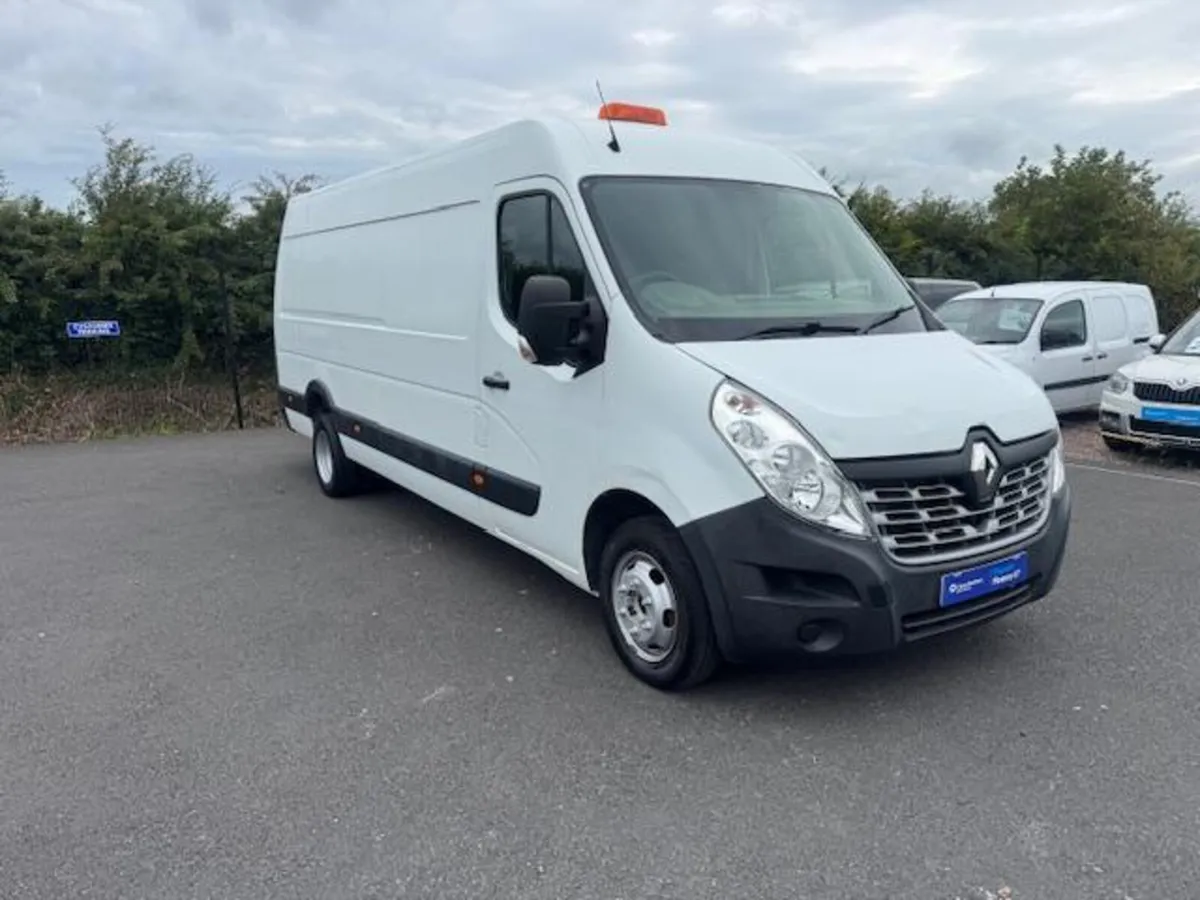 Renault Master LWB - Northern Ireland Registered - Image 1