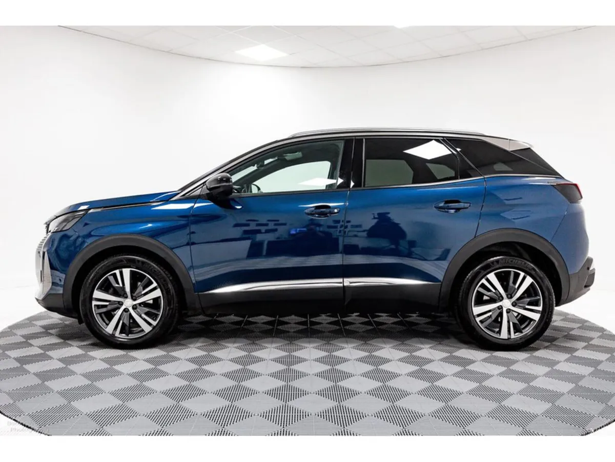 Peugeot 3008 Allure 1.5 Diesel Auto 130HP - Image 4