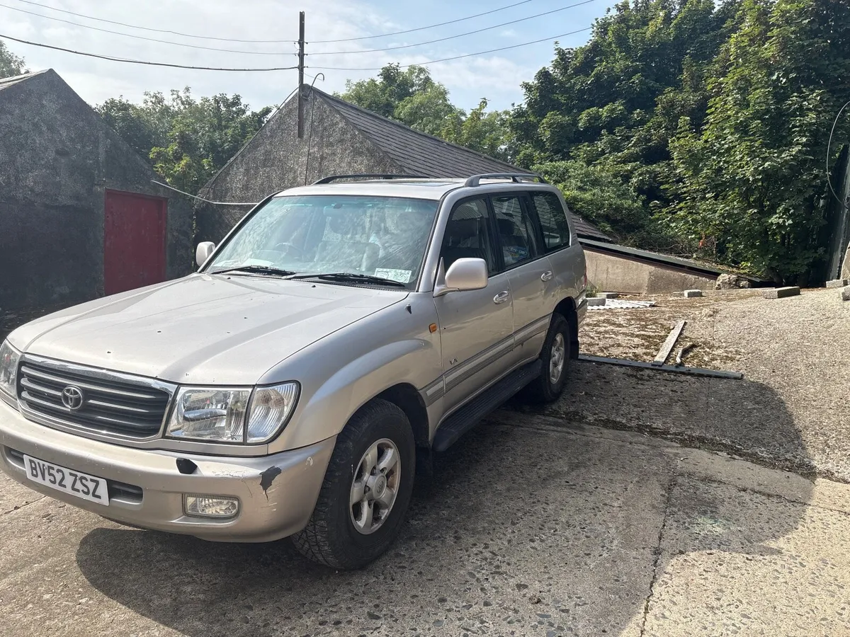 Toyota land cruiser - Image 3