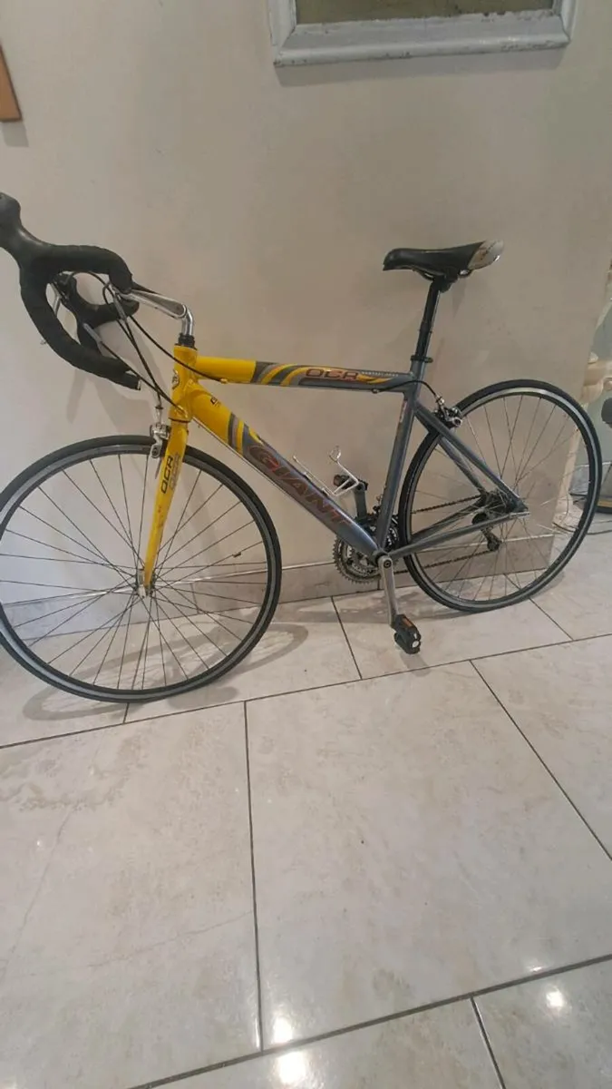 GIANT COMPACT BIKE FOR SALE.. - Image 1