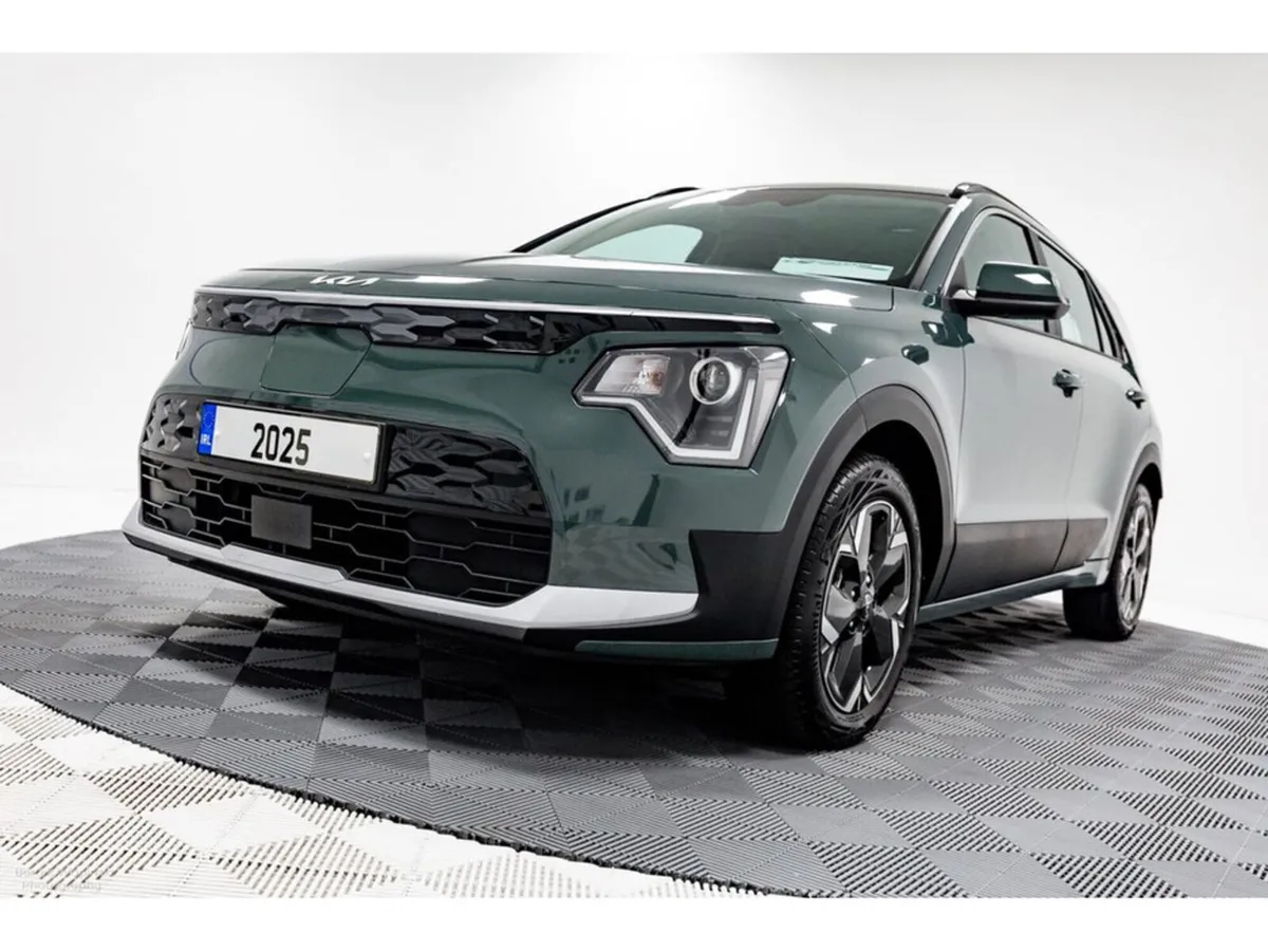 Kia Niro Niro 2 64.8kWh Auto 200HP - Image 4