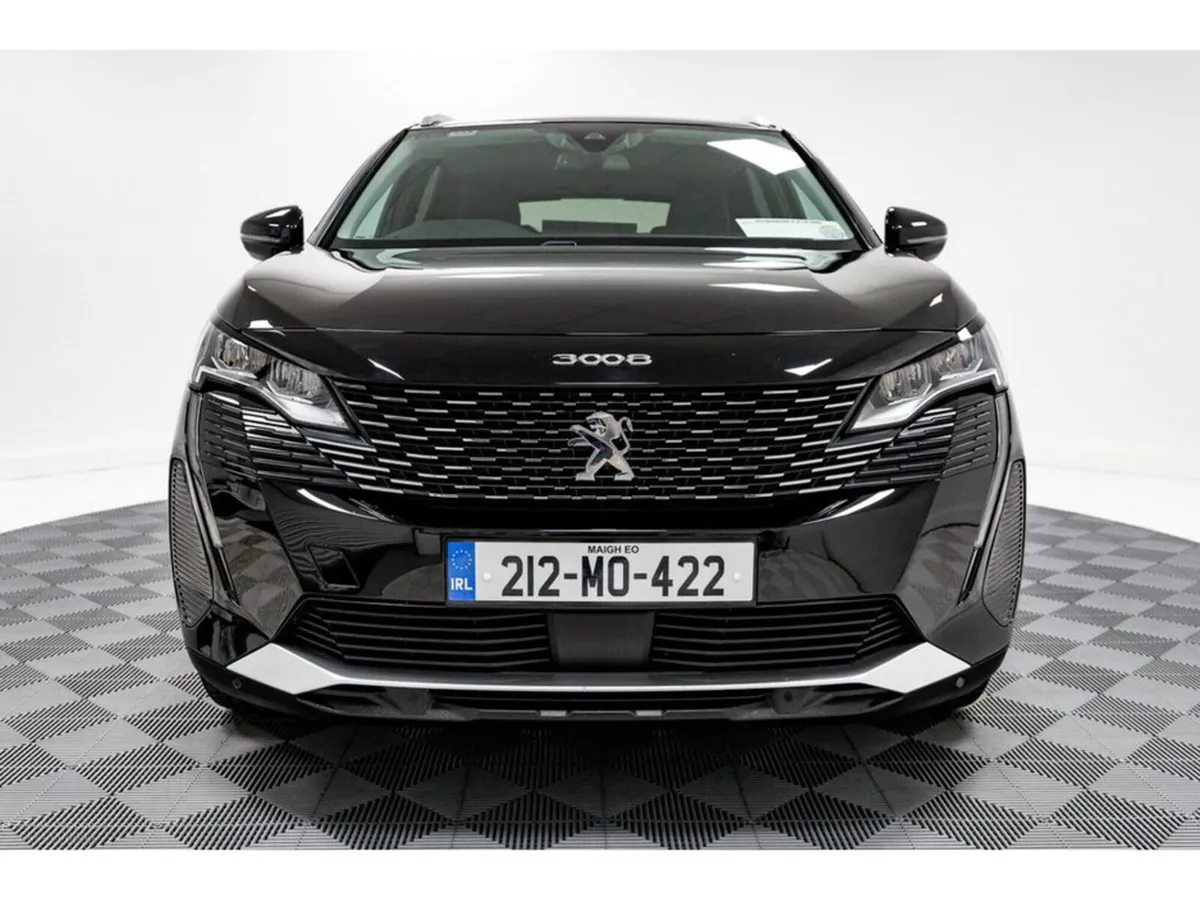 Peugeot 3008 Allure 1.2 Petrol 130HP - Image 2