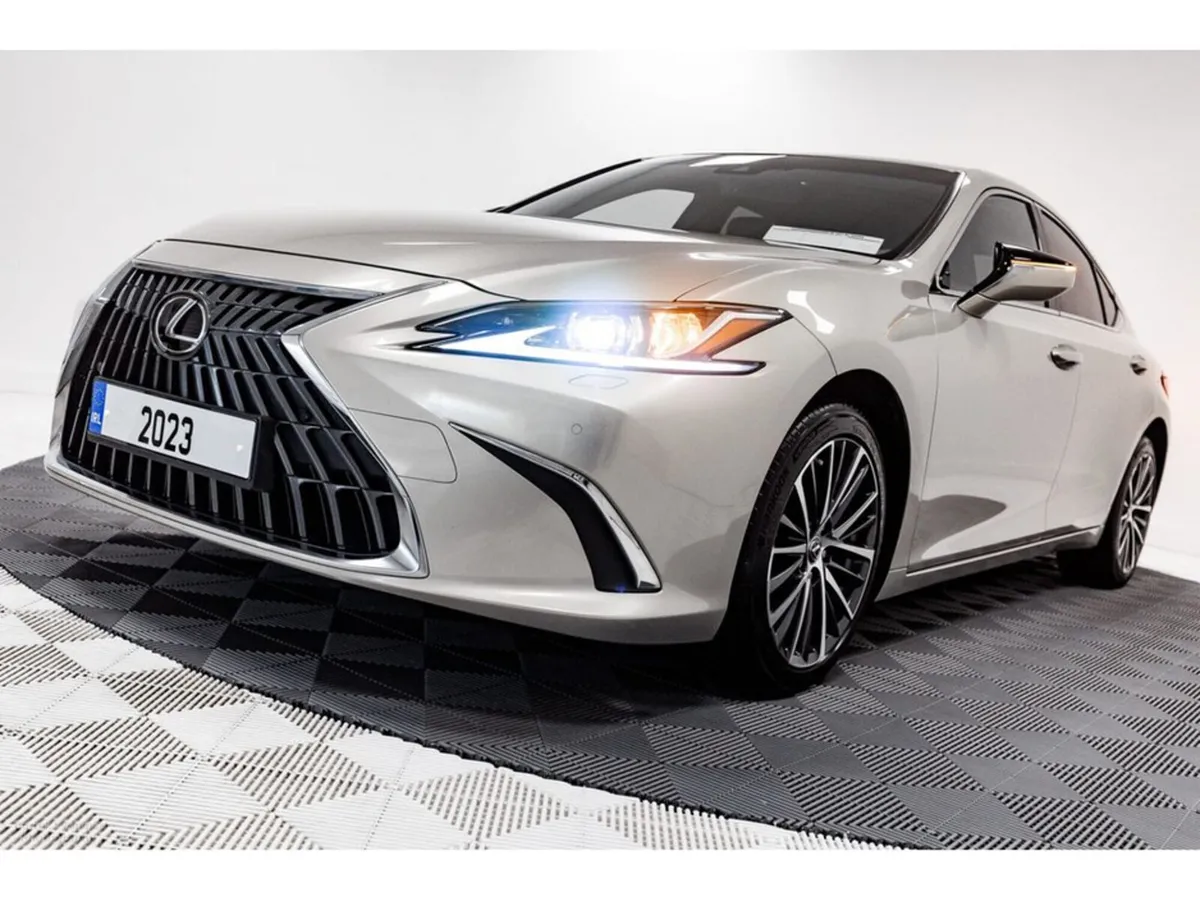 Lexus ES Dual VVT-I 2.5 Hybrid Auto 220HP - Image 4