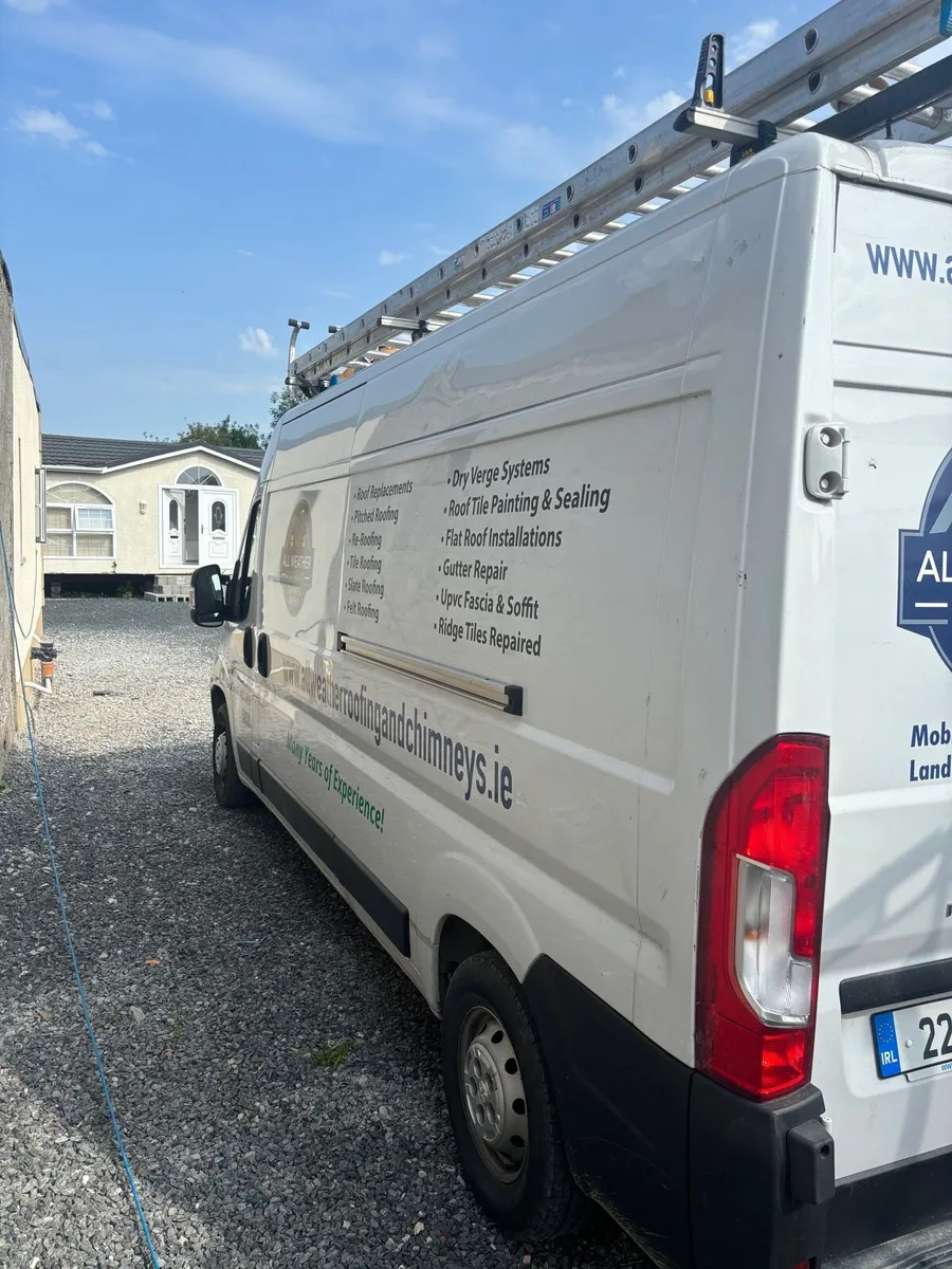 Van - Image 4