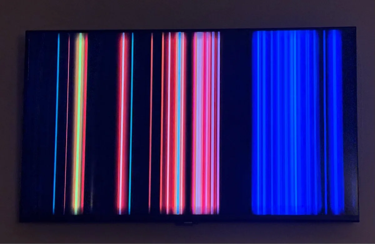 Samsung 43 smart tv 7 series - Image 4
