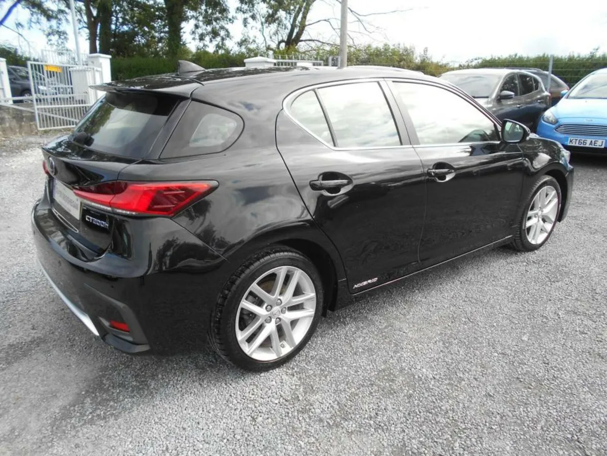Lexus CT SE PLUS PACK CVT (LOW MILEAGE) (CAMERA+CR - Image 2