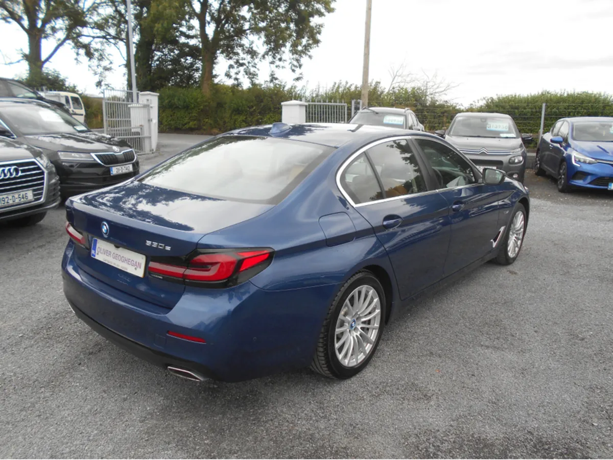 BMW 5-Series 530e SE AUTO (PLUG IN HYBRID) - Image 2