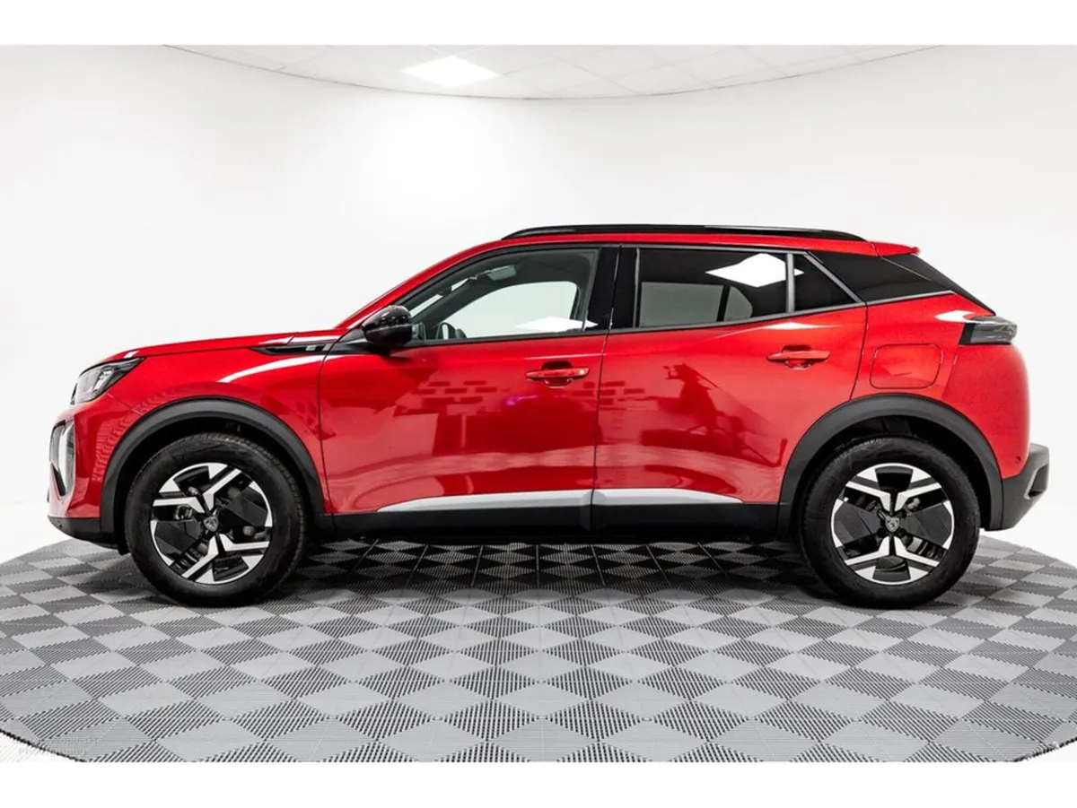 Peugeot 2008 E-Allure 54kWh 156HP Protection pack - Image 4