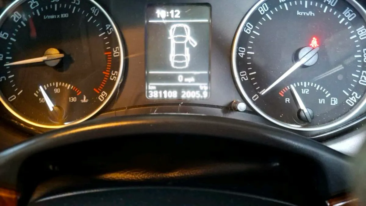 Skoda octavia 2011 - Image 2