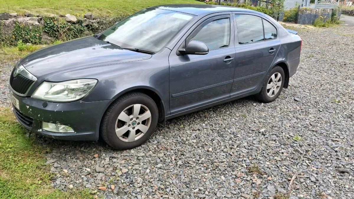 Skoda octavia 2011 - Image 3