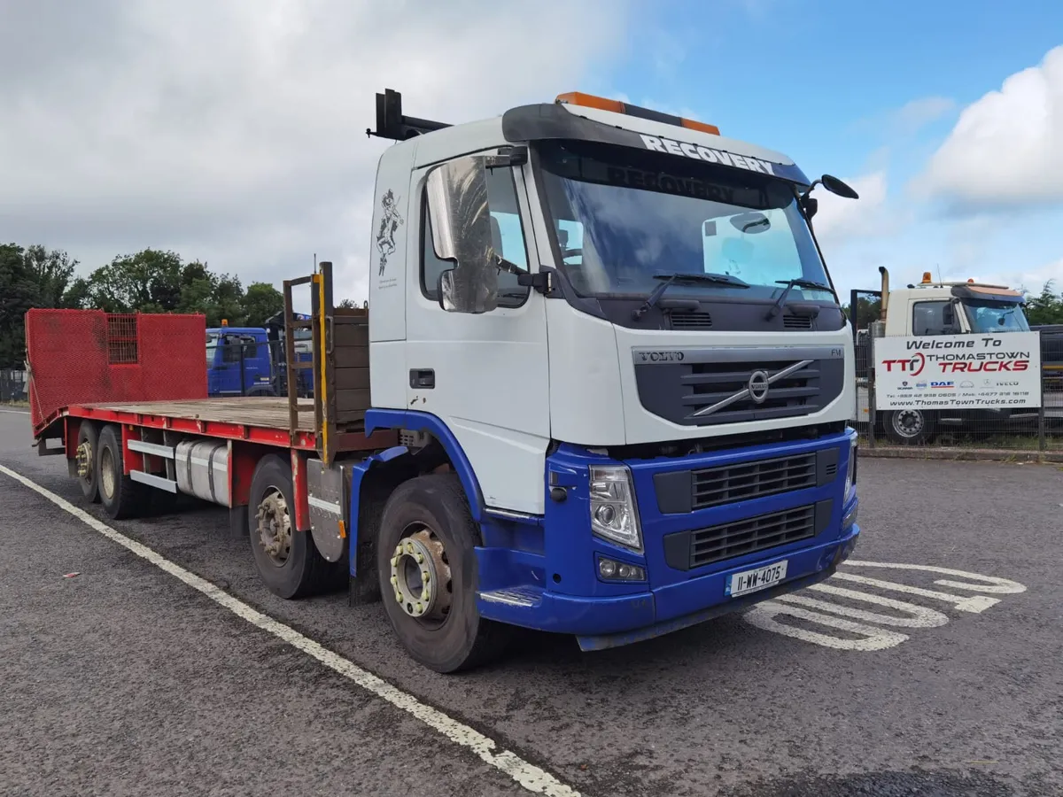 2011 Volvo FM 370 8X2 with 30ft Beavertail Body - Image 1