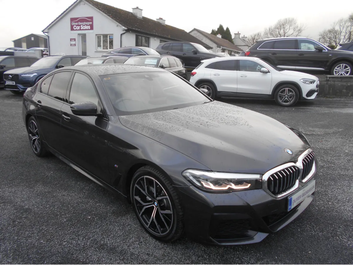 BMW 5-Series 520D M Sport AUTO (CREAM LEATHER) - Image 1